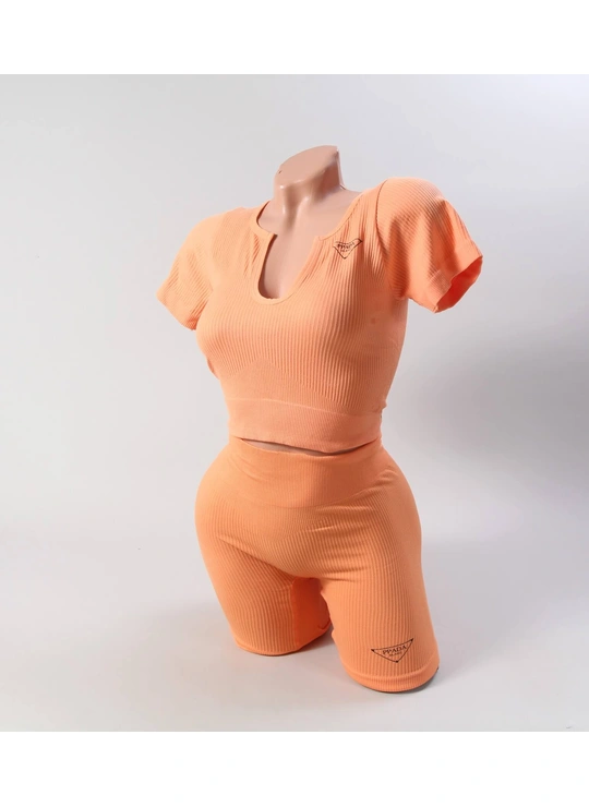 Спортивные комплекты бельяКомплект топа и шорт A03 - женское белье оптом в Dolche Noche