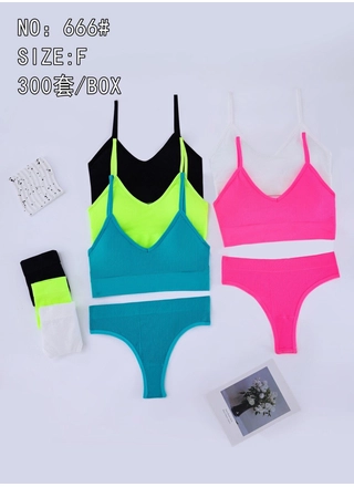 Фото Без Бренда Комплект топ-трусики 666 () – Топы, майки, цвет <color>, цена <currency>