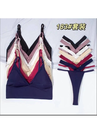 Фото Без Бренда Комплект топ трусики SEXY 183 14,2 Різні кольори (14087) – Топи, майки, колір <color>, ціна 144.31<currency>