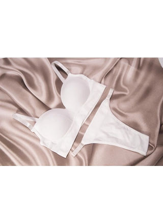 Фото Без Бренда Комплект бюстгальтер-трусы 1305 (17007) – Топы, майки, цвет <color>, цена 134.82<currency>